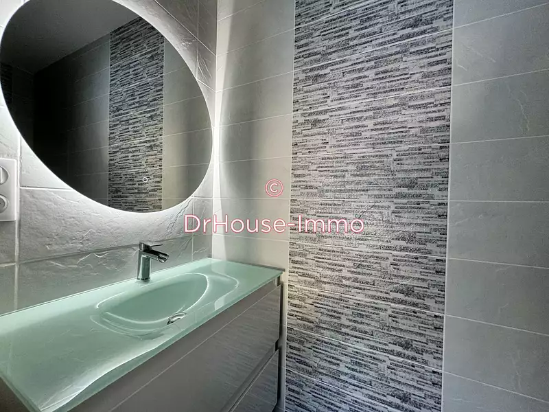 Maison, 250 m²