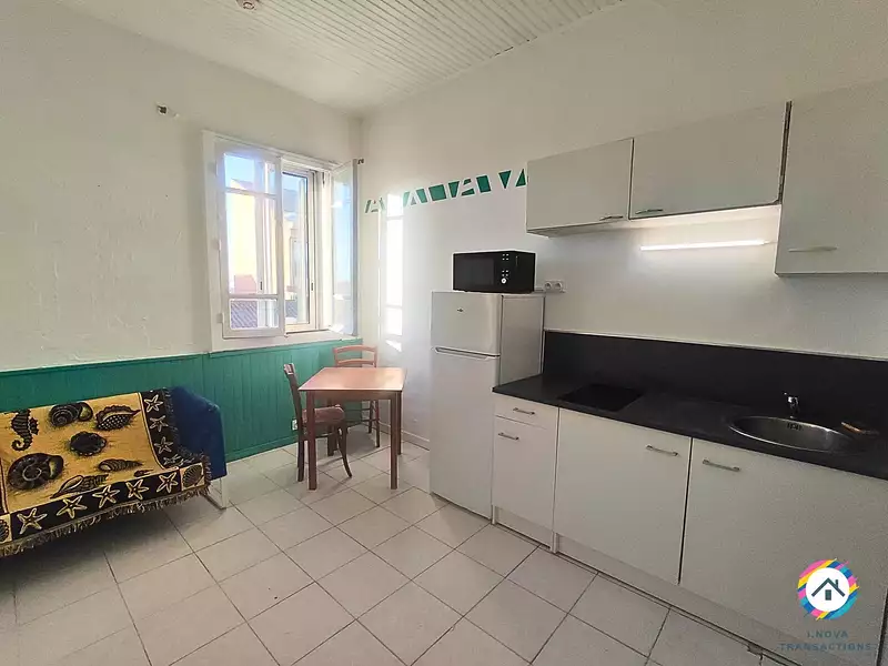 Immeuble, 295 m²