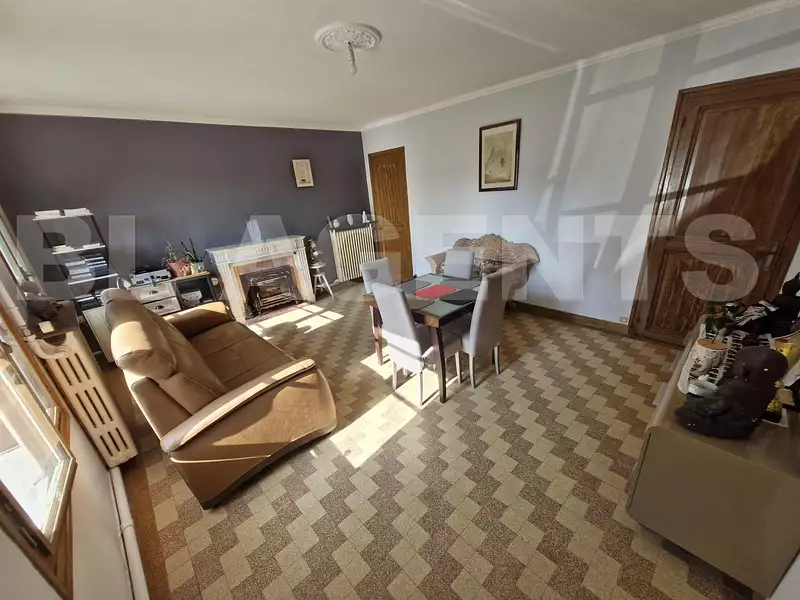 Maison, 102,3 m²