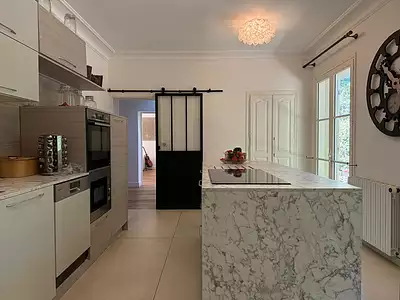Maison, 185 m²