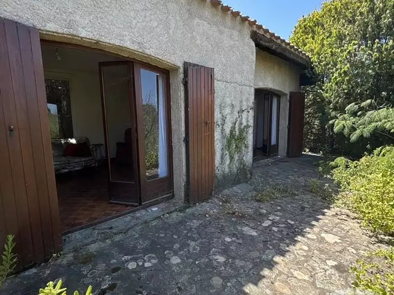Maison, 259,1 m²