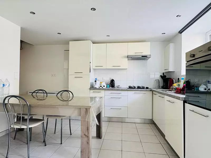 Maison, 93 m²
