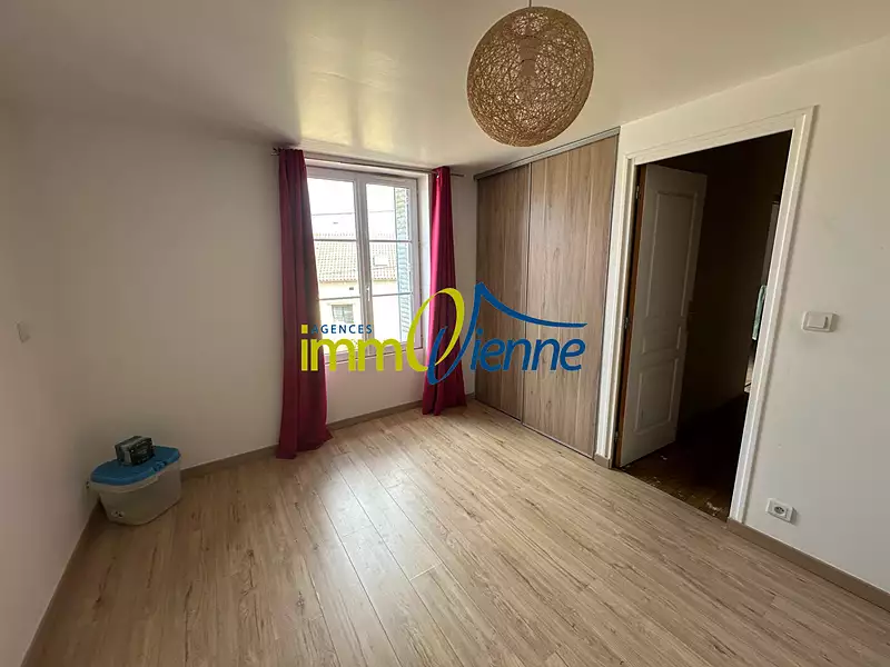 Maison, 96 m²