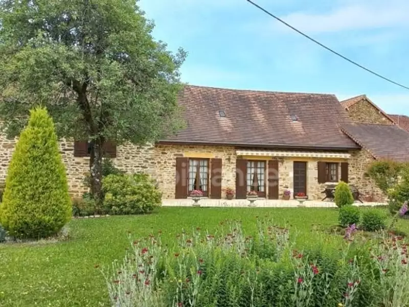 Maison, 151 m²