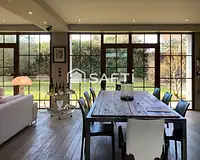 Maison, 748 m²