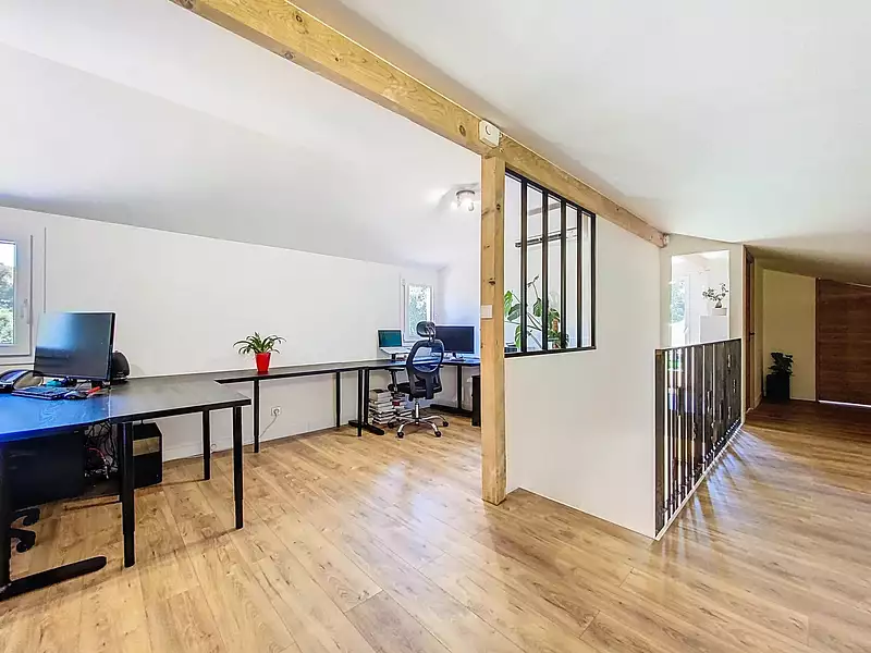 Maison, 185 m²