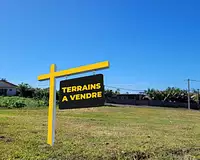 Terrain, 596 m²