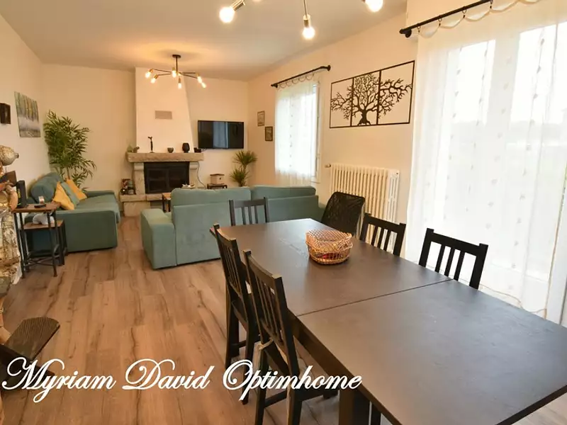 Maison, 155 m²