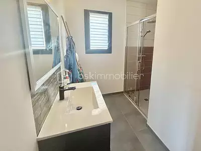 Maison, 94 m²