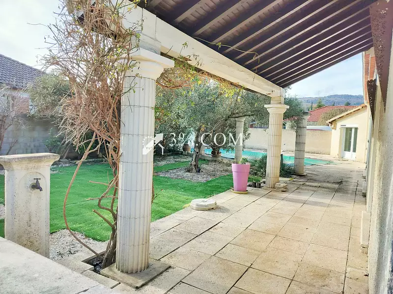 Maison, 137 m²