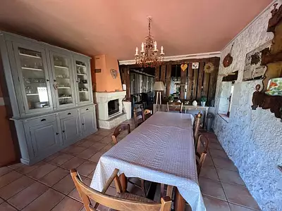 Maison, 221 m²
