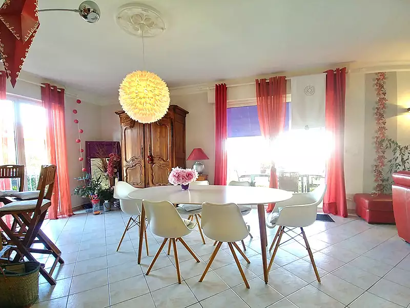 Maison, 199 m²