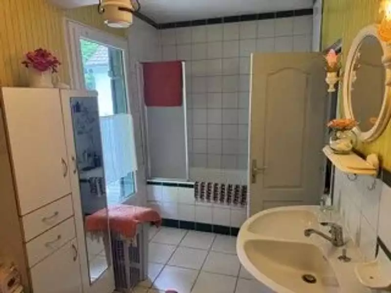 Maison, 198 m²