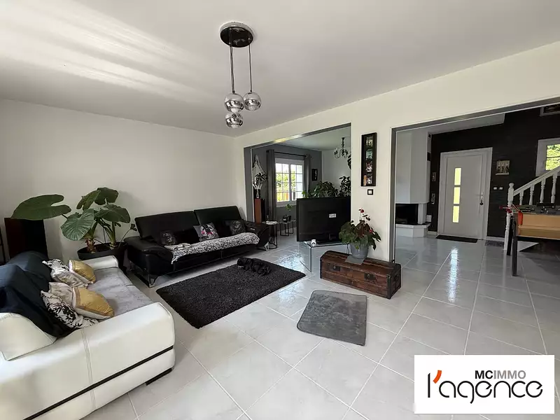 Maison, 170 m²