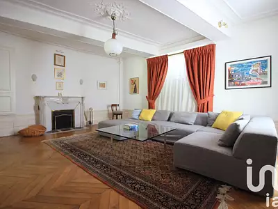 Maison, 290 m²