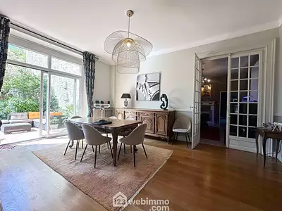 Maison, 341 m²