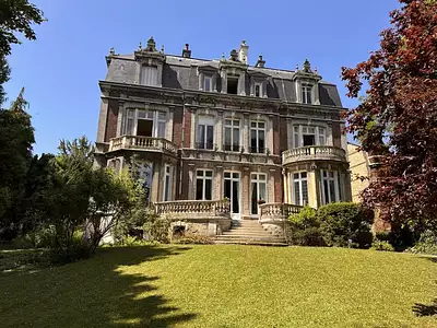 Appartement, 242 m²