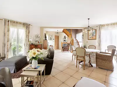 Maison, 169 m²