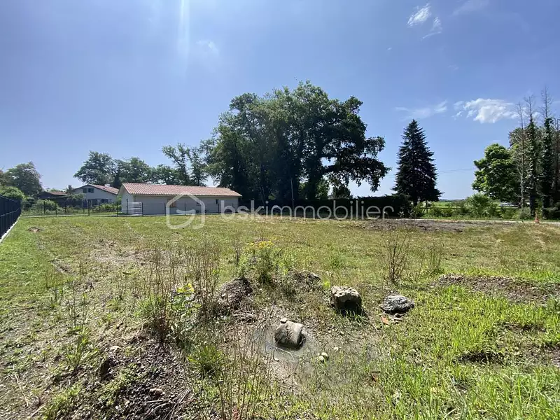 Terrain, 944 m²