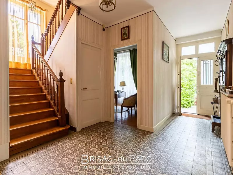 Maison, 180 m²