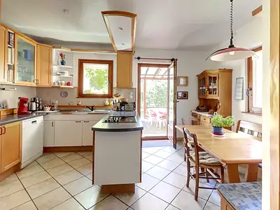 Maison, 194 m²