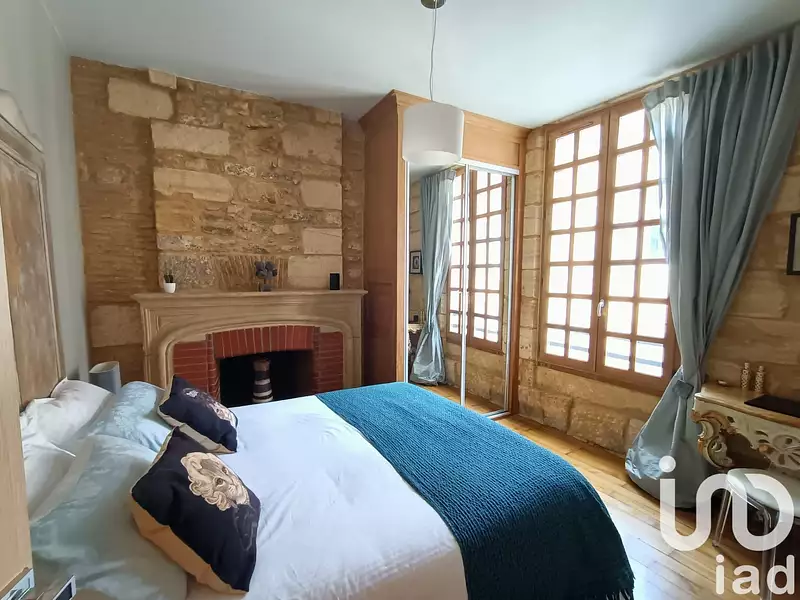 Immeuble, 180 m²