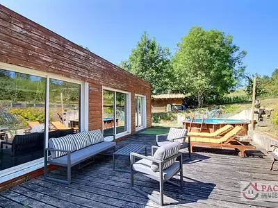 Maison, 177,6 m²