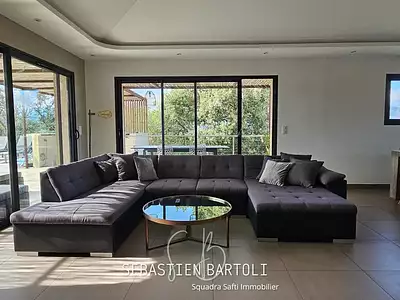 Maison, 184 m²