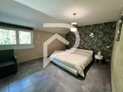 Maison, 169 m²
