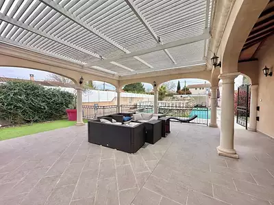 Maison, 165 m²