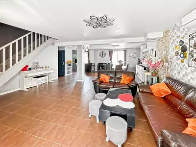 Maison, 121 m²