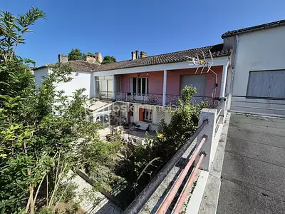 Maison, 300 m²