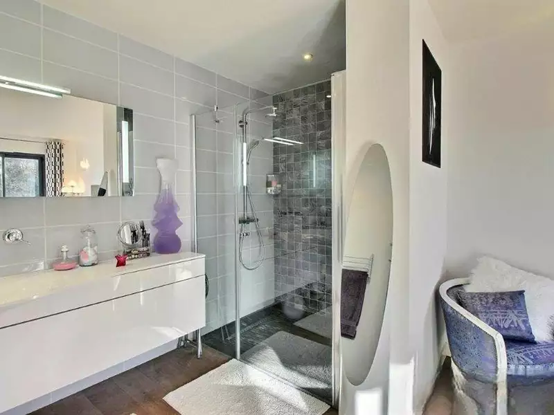 Maison, 180 m²