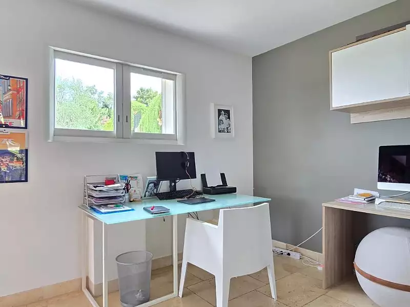 Maison, 198 m²
