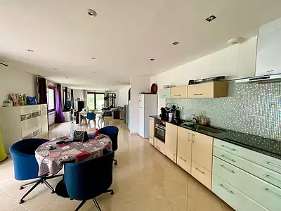 Maison, 122 m²