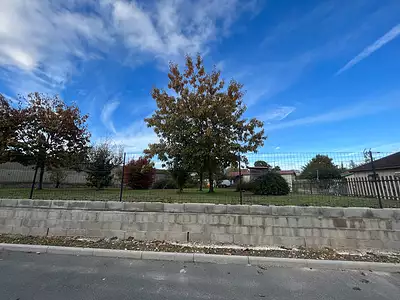 Terrain, 607 m²
