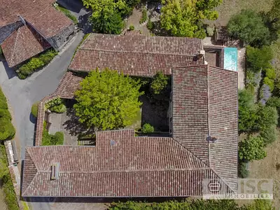 Maison, 331 m²