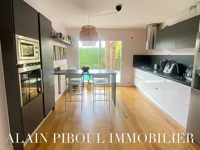 Maison, 156 m²