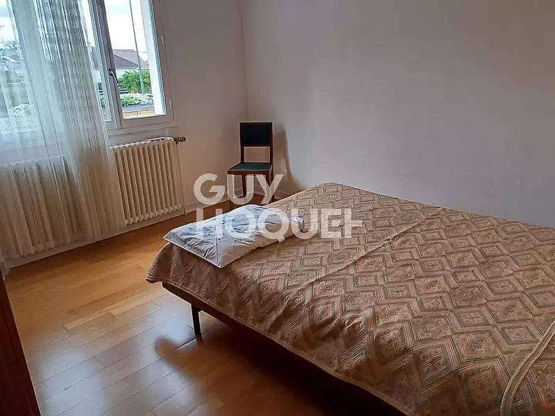 Maison, 185 m²