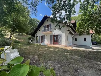 Maison, 185 m²