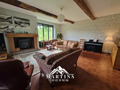 Maison, 261 m²