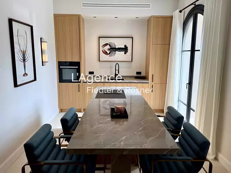 Maison, 265 m²