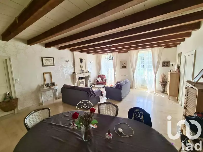 Maison, 207 m²