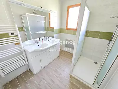 Maison, 106 m²
