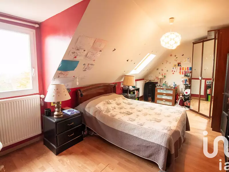 Maison, 166 m²