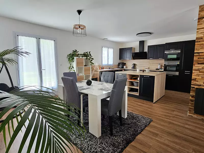 Maison, 90 m²
