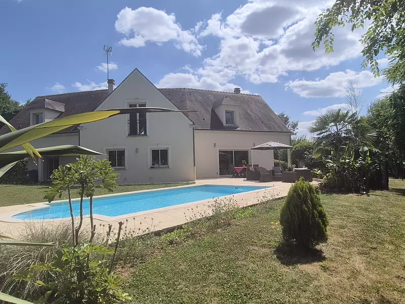 Maison, 240 m²