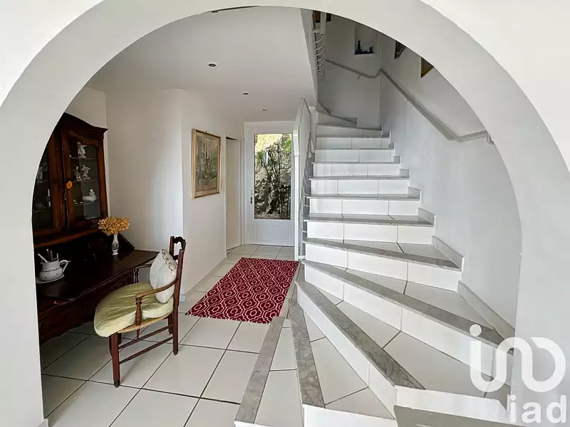 Maison, 215 m²