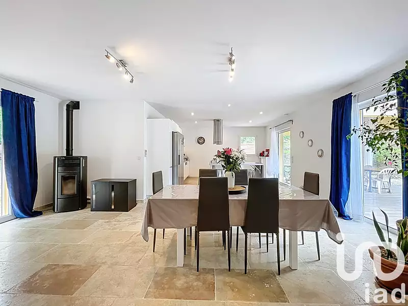 Maison, 212 m²