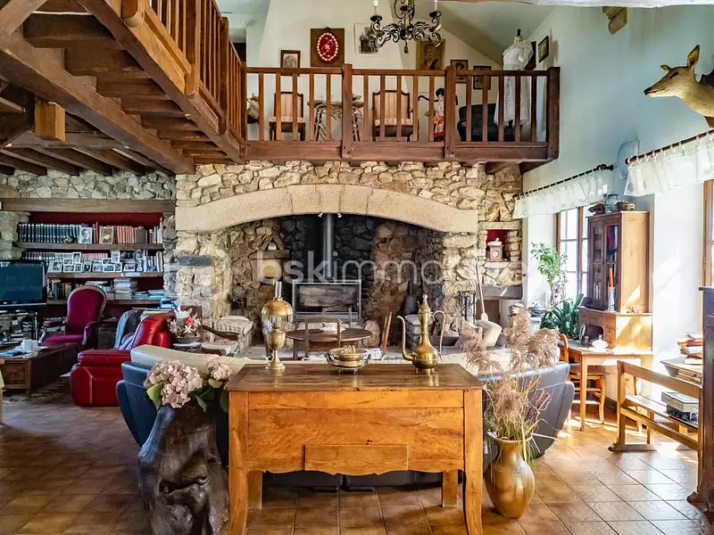 Maison, 283 m²